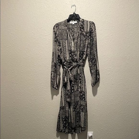 Emma & Michele Black Maxi Dress with Bishop Sleeves - Picture 1 of 9